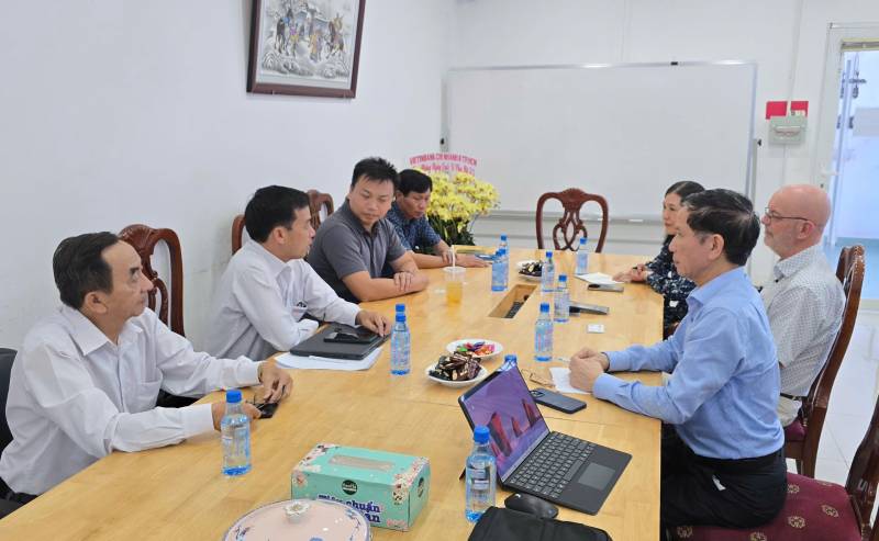 VPA làm việc PUM Hà Lan