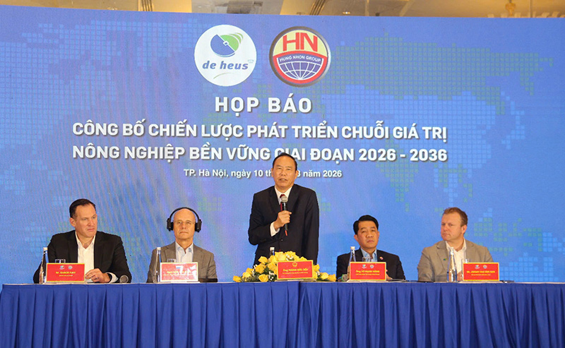 Tập đoàn De Heus, Tập đoàn Hùng Nhơn