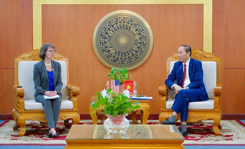 hợp tác Việt Nam - Mỹ