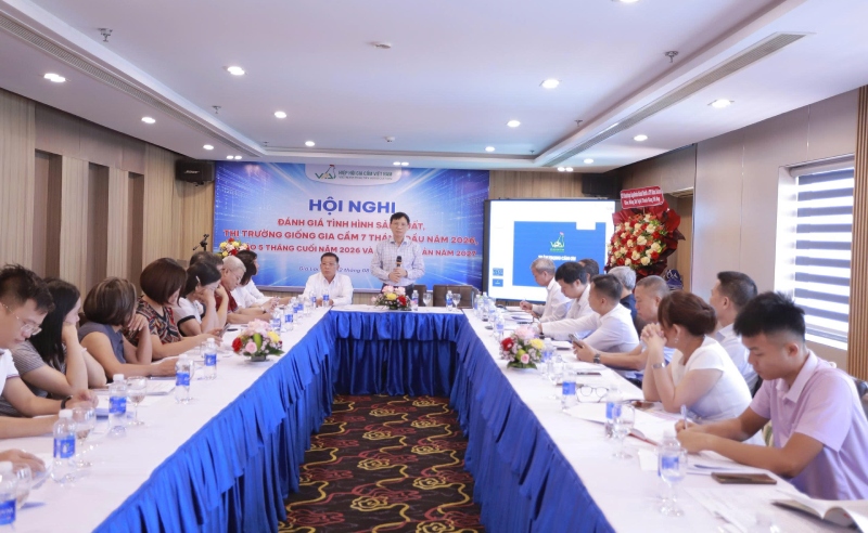 gia cầm 7 tháng đầu năm